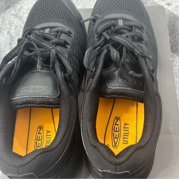 KEEN Utility Women's Vista Energy Low Height Composite Toe Industrial Work Shoe - Picture 4 of 6